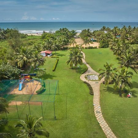 Royal Orchid Beach Resort & Spa, Utorda Beach Goa Exterior foto
