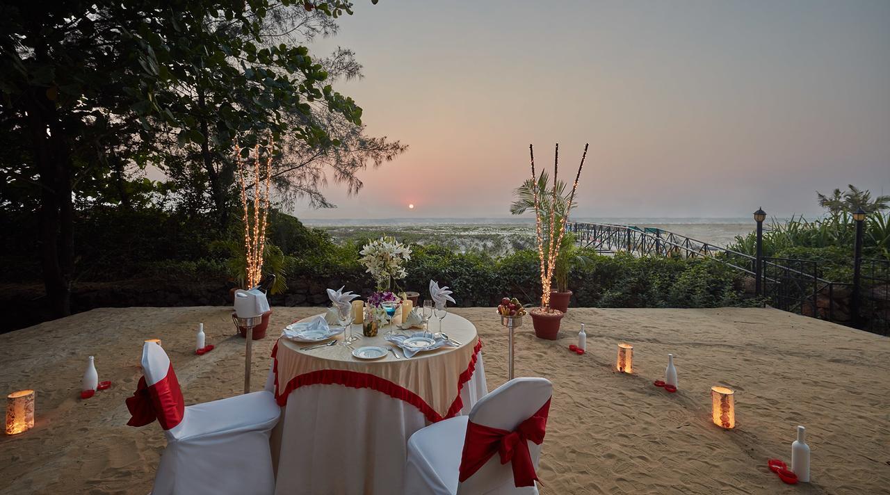 Royal Orchid Beach Resort & Spa, Utorda Beach Goa Exterior foto