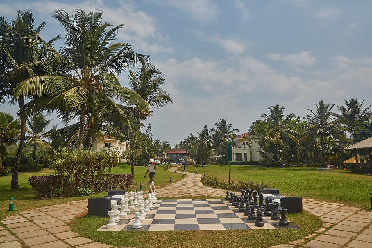 Royal Orchid Beach Resort & Spa, Utorda Beach Goa Exterior foto