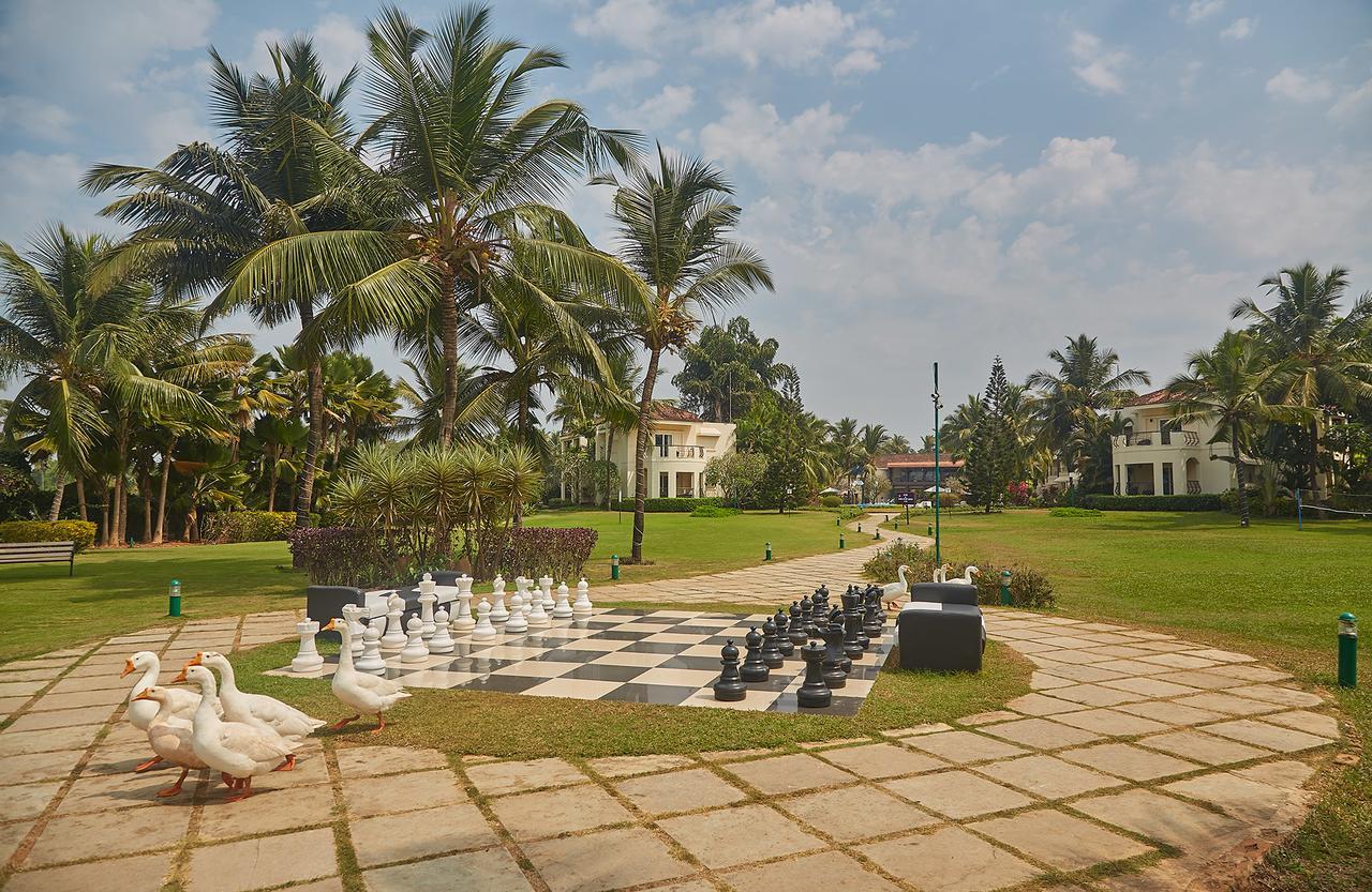 Royal Orchid Beach Resort & Spa, Utorda Beach Goa Exterior foto